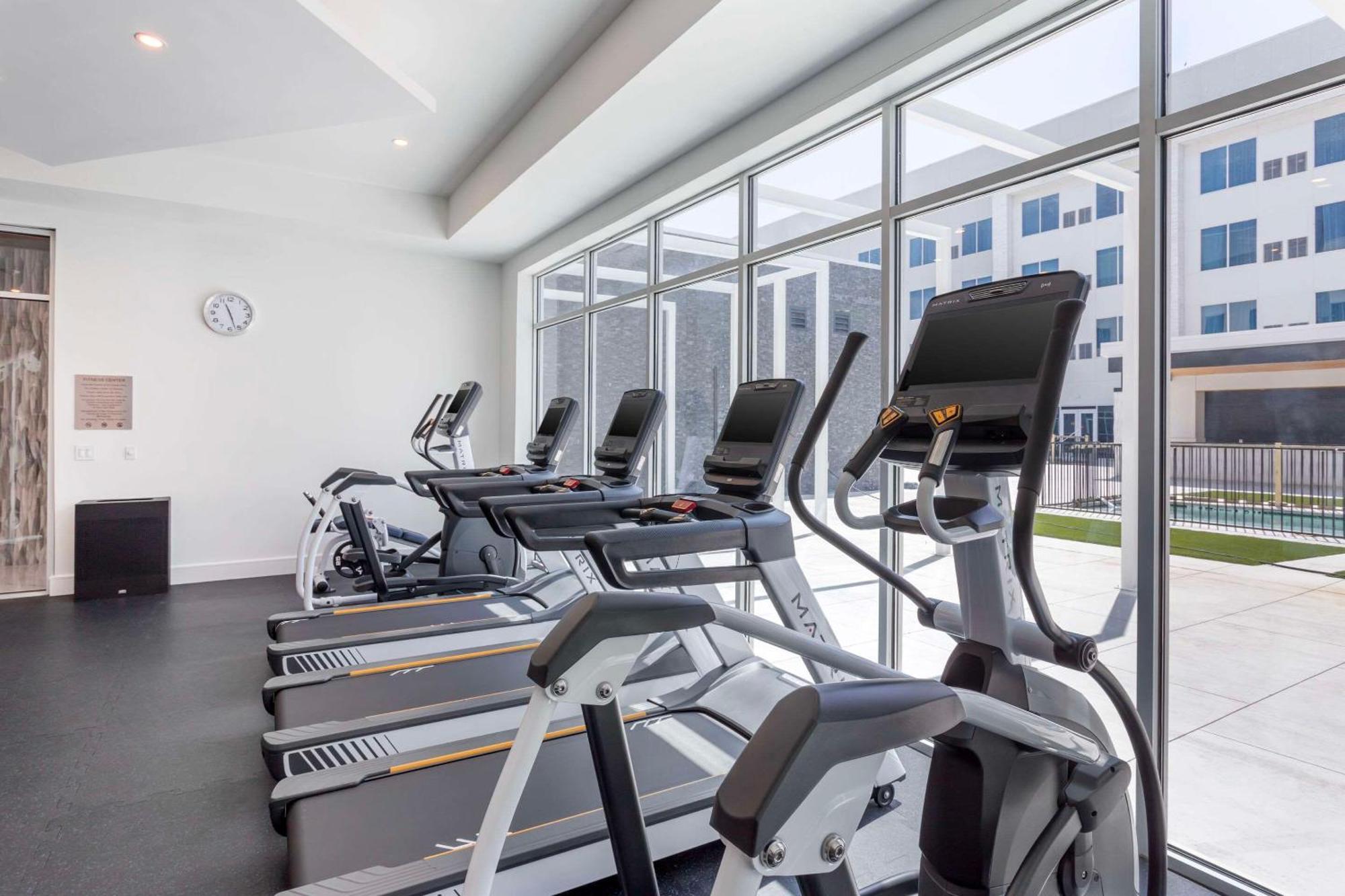 Cambria Hotel Waco University Riverfront المظهر الخارجي الصورة