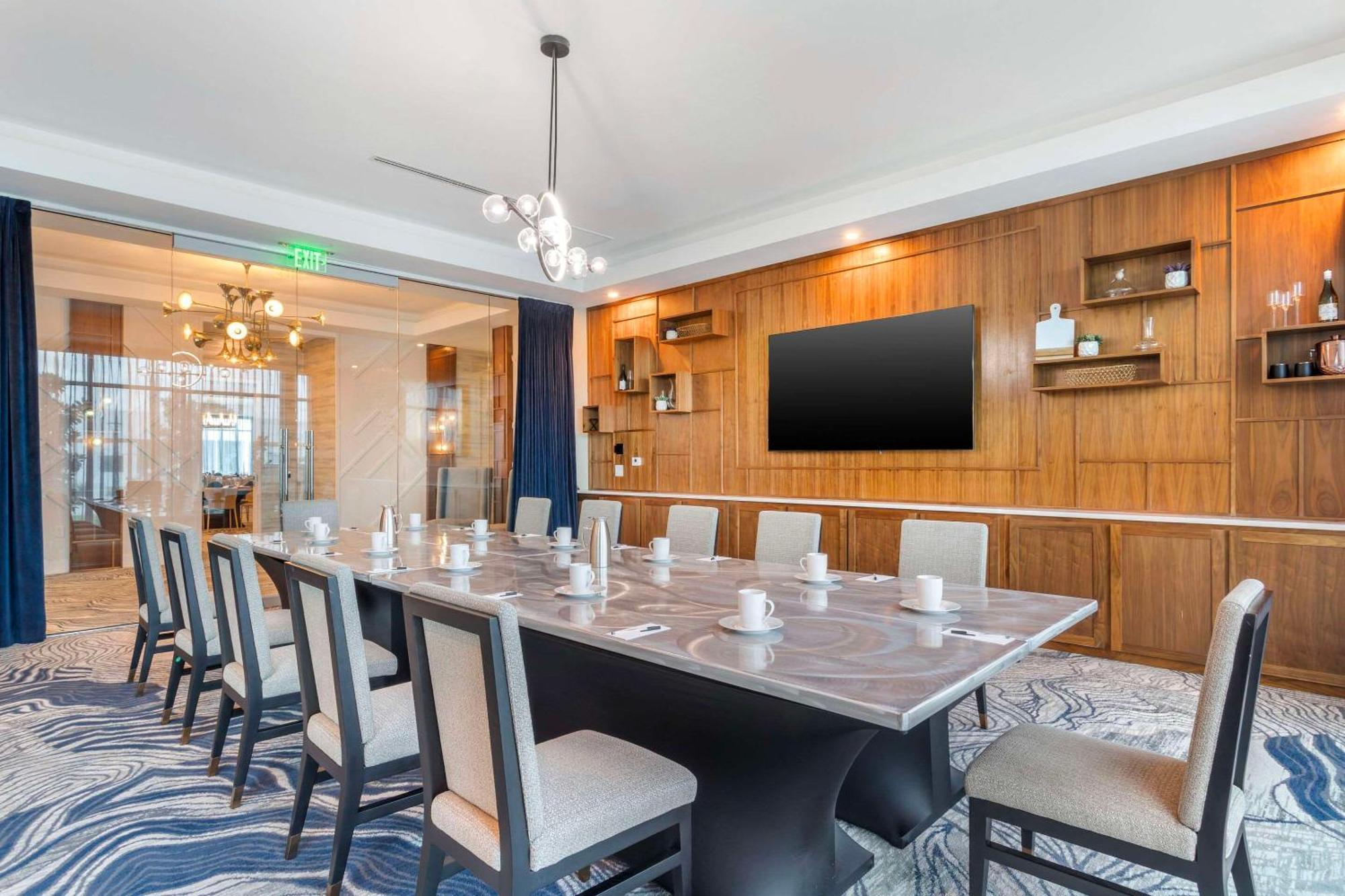 Cambria Hotel Waco University Riverfront المظهر الخارجي الصورة