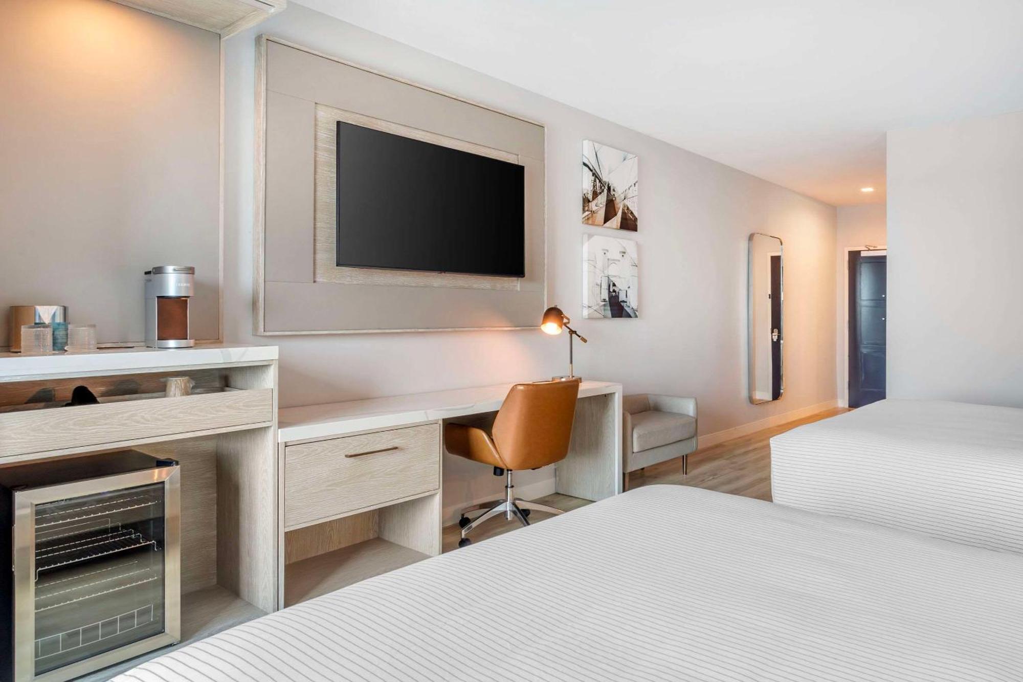 Cambria Hotel Waco University Riverfront المظهر الخارجي الصورة