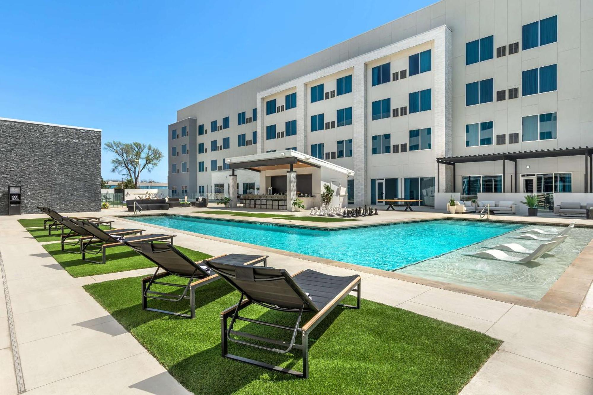 Cambria Hotel Waco University Riverfront المظهر الخارجي الصورة